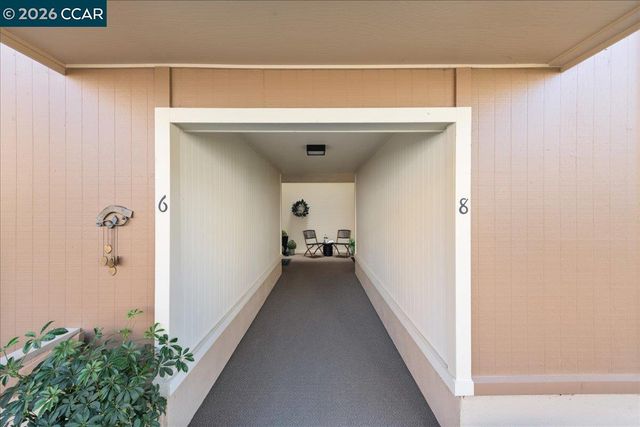 2501 Pine Knoll Dr 8, Walnut Creek, CA 94595