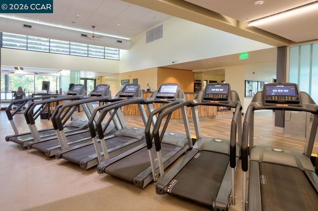 2501 Pine Knoll Dr 8, Walnut Creek, CA 94595