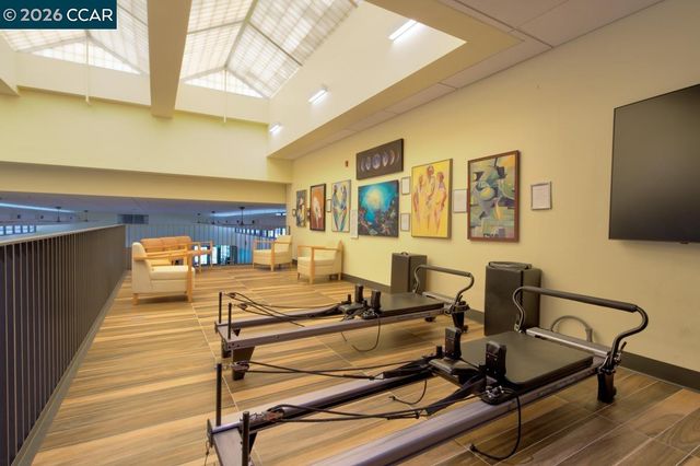 2501 Pine Knoll Dr 8, Walnut Creek, CA 94595