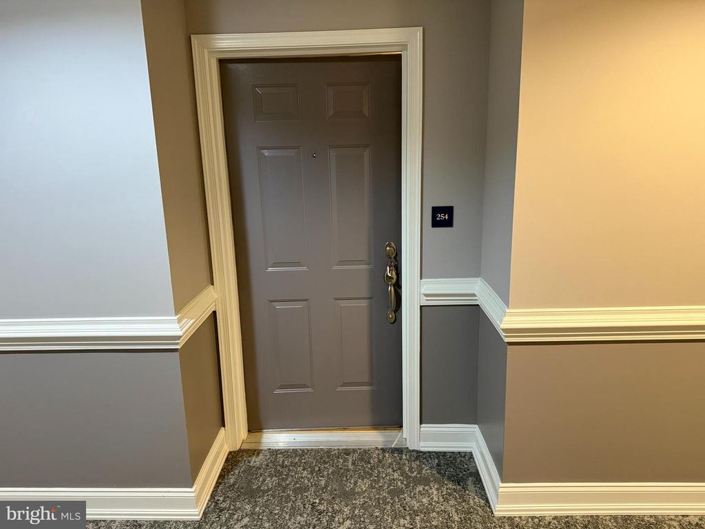 254 CARSON TER, Huntingdon Valley, PA 19006