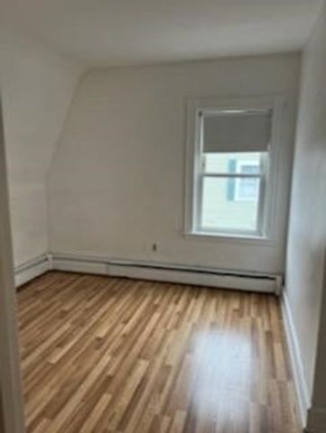 33 Alder B, Dracut, MA 01826