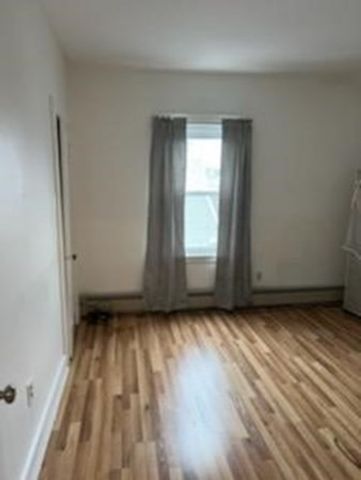 33 Alder B, Dracut, MA 01826