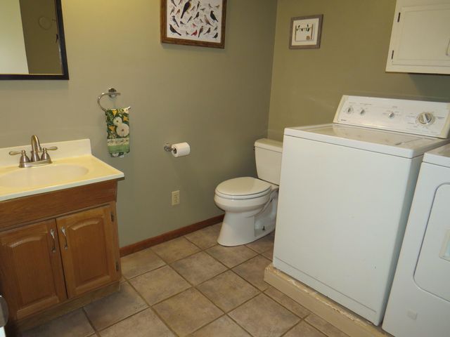 1812 Tomahawk Trail, Allegan, MI 49010