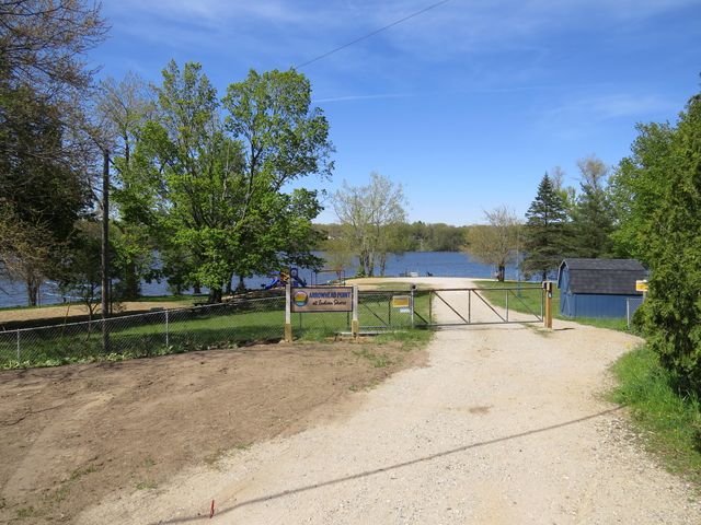 1812 Tomahawk Trail, Allegan, MI 49010
