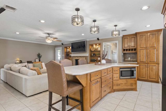 2418 Lufkin Lane, Deer Park, TX 77536