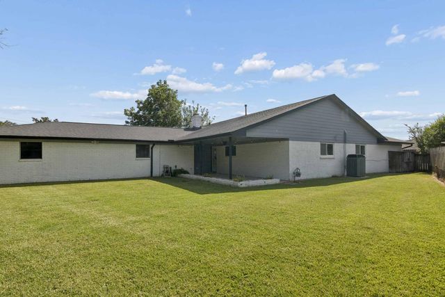 2418 Lufkin Lane, Deer Park, TX 77536