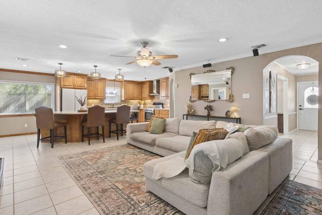 2418 Lufkin Lane, Deer Park, TX 77536