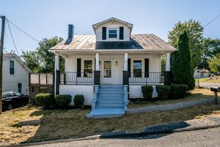 1112 BUTLER ST, Staunton, VA 24401