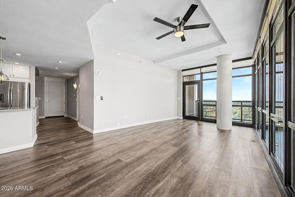 310 S 4TH Street 1905, Phoenix, AZ 85004 — photo 2