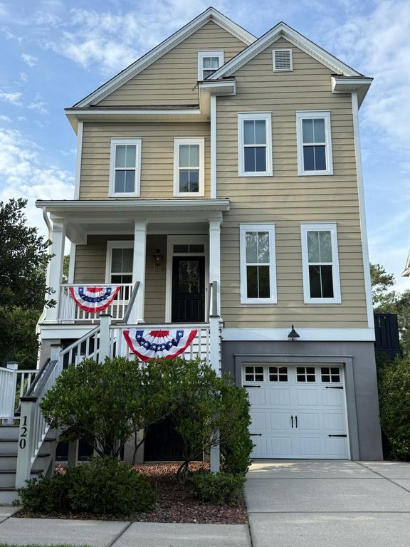 120 Clouter Creek Drive, Wando, SC 29492