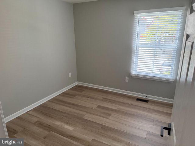 605 N FREMONT AVE N, Baltimore, MD 21201