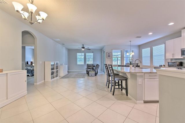 11130 SPRING POINT CIRCLE, Riverview, FL 33579