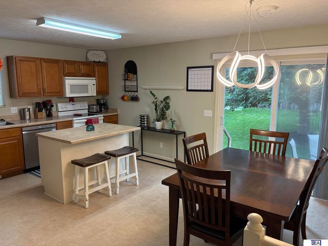 19358 Laci Street, Omaha, NE 68135