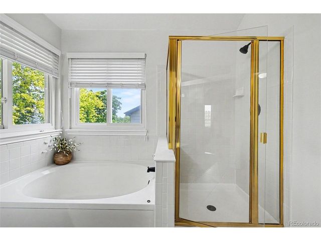 59 Burgundy Dr, Highlands Ranch, CO 80126
