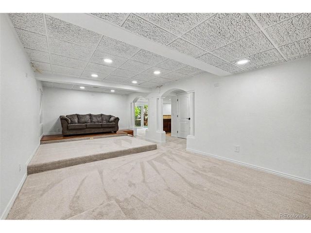 59 Burgundy Dr, Highlands Ranch, CO 80126