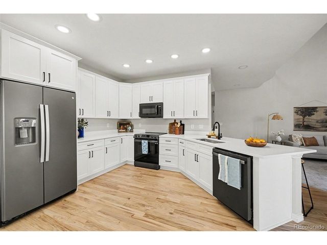 59 Burgundy Dr, Highlands Ranch, CO 80126
