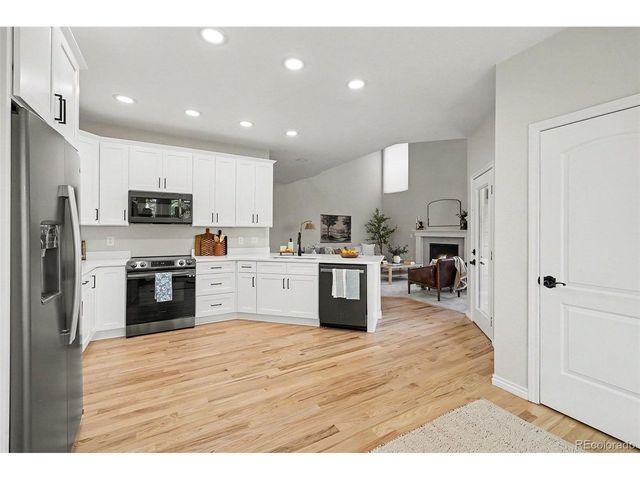 59 Burgundy Dr, Highlands Ranch, CO 80126
