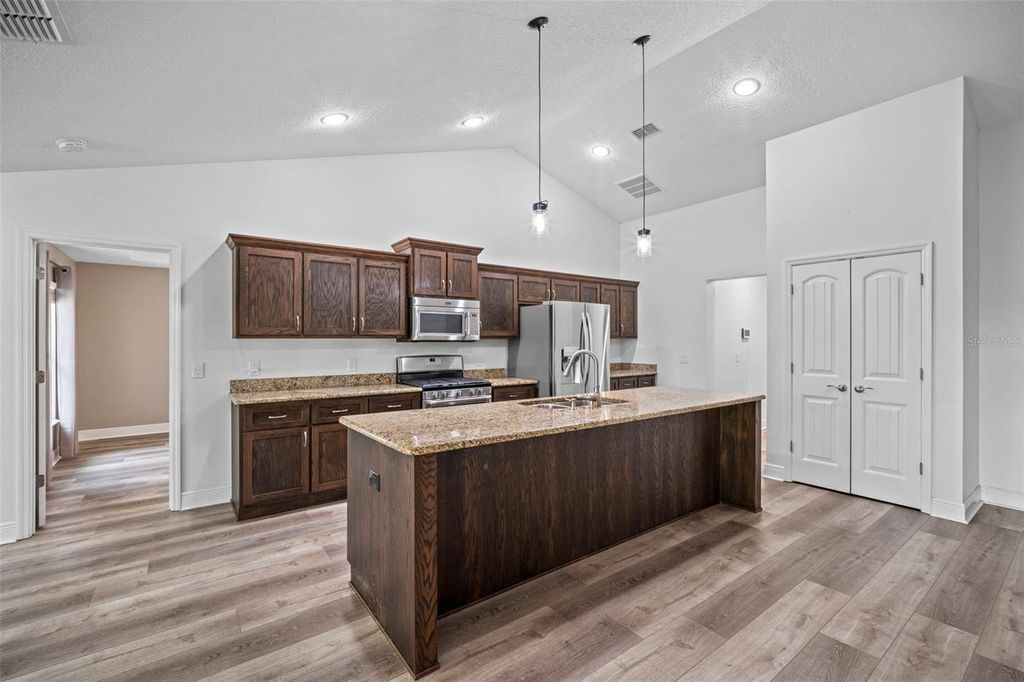 Image 13 of property listing at 510 CODY ALLEN COURT, St Cloud, FL 34769