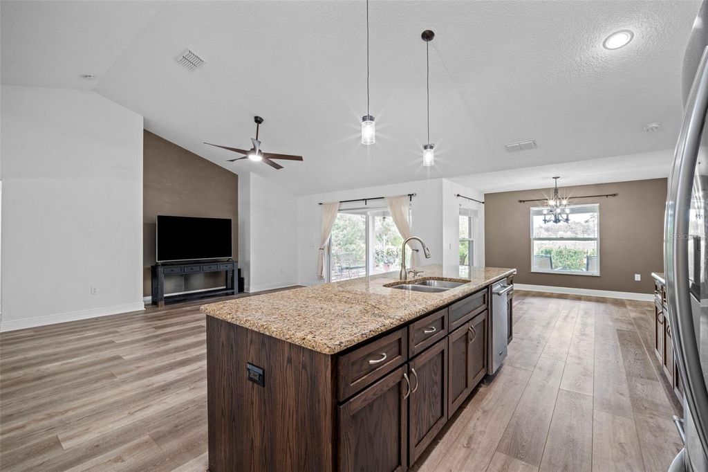 Image 15 of property listing at 510 CODY ALLEN COURT, St Cloud, FL 34769