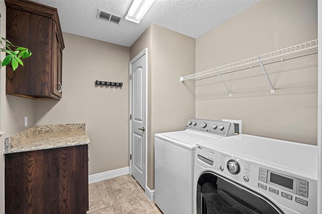 Image 32 of property listing at 510 CODY ALLEN COURT, St Cloud, FL 34769