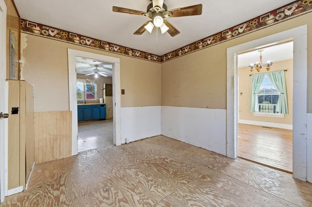 10997 SENEDO RD, Mt Jackson, VA 22842