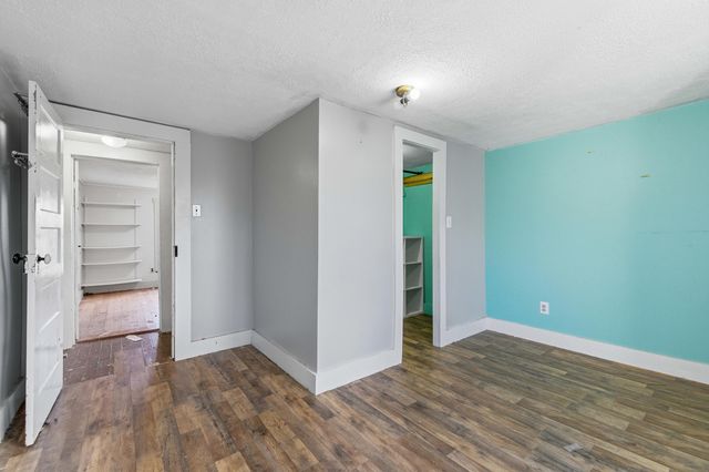 10997 SENEDO RD, Mt Jackson, VA 22842