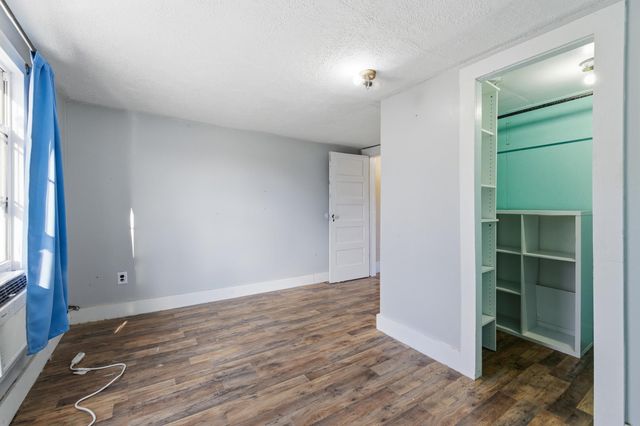 10997 SENEDO RD, Mt Jackson, VA 22842