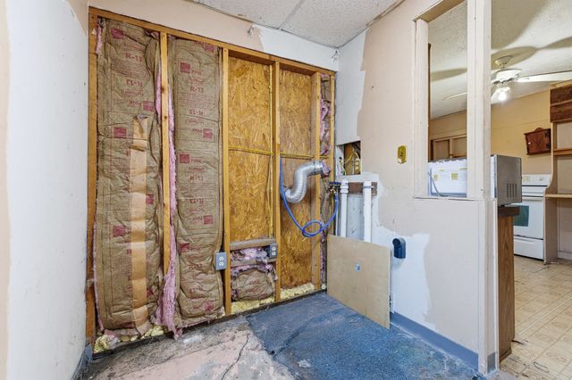 10997 SENEDO RD, Mt Jackson, VA 22842