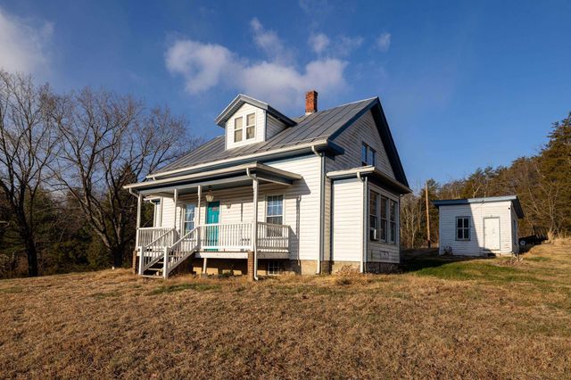 10997 SENEDO RD, Mt Jackson, VA 22842