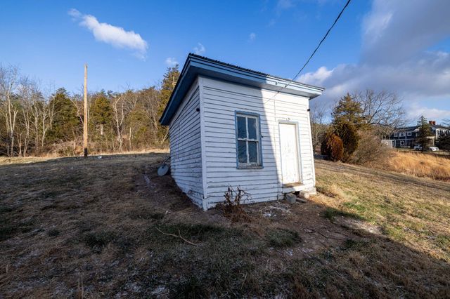 10997 SENEDO RD, Mt Jackson, VA 22842