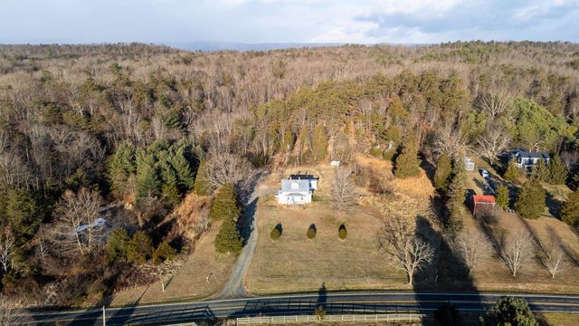 10997 SENEDO RD, Mt Jackson, VA 22842