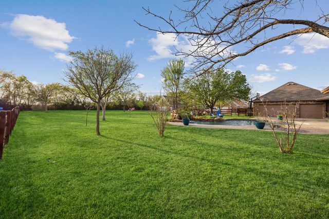 4500 Upper Glenwick Court, Denton, TX 76226