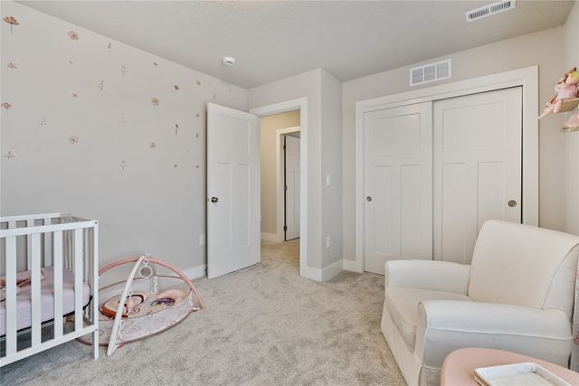 2913 Indigo Lane, Pella, IA 50219