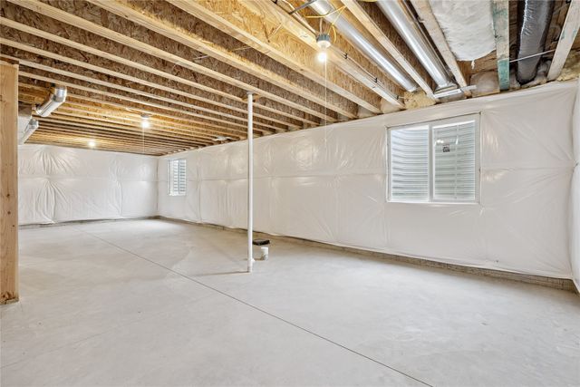 2913 Indigo Lane, Pella, IA 50219