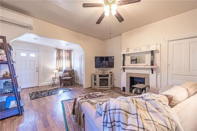 3245 Juliet St, Oakland, PA 15213