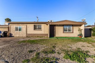 7518 W WHITTON Avenue, Phoenix, AZ 85033