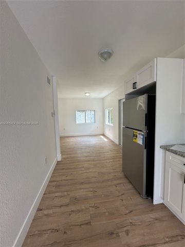 3123 NW 22nd Ct B, Miami, FL 33142