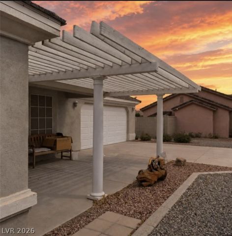 401 South Round Up Court, Pahrump, NV 89048