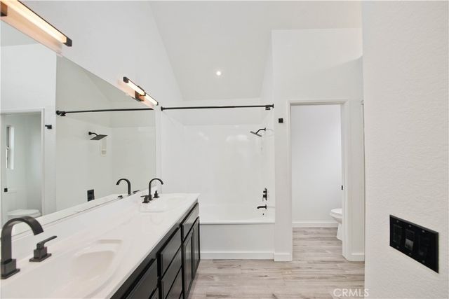 600 Kingswood Lane A, Simi Valley, CA 93065