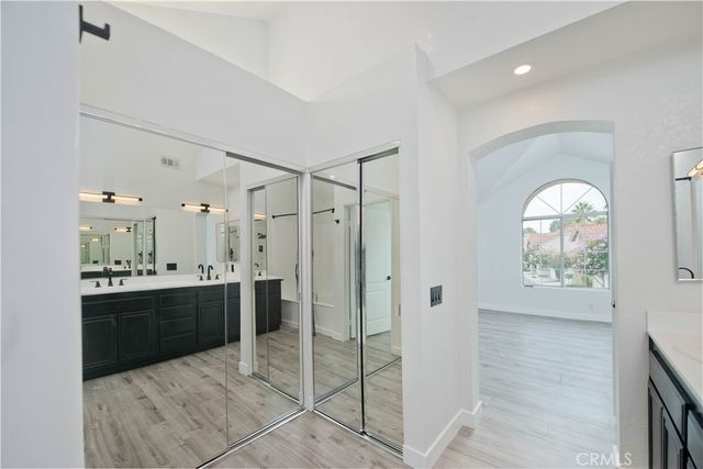 600 Kingswood Lane A, Simi Valley, CA 93065