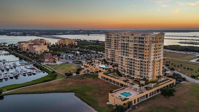 140 RIVIERA DUNES WAY 1001, Palmetto, FL 34221