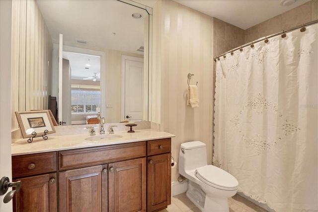 140 RIVIERA DUNES WAY 1001, Palmetto, FL 34221