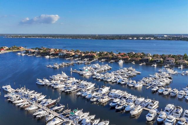 140 RIVIERA DUNES WAY 1001, Palmetto, FL 34221