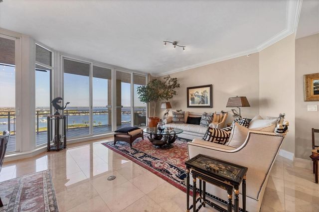 140 RIVIERA DUNES WAY 1001, Palmetto, FL 34221