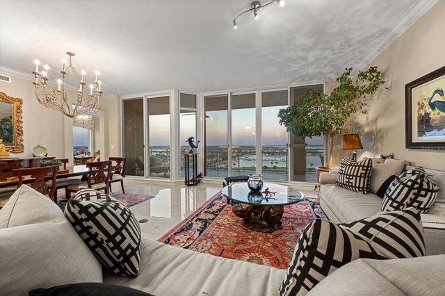 140 RIVIERA DUNES WAY 1001, Palmetto, FL 34221