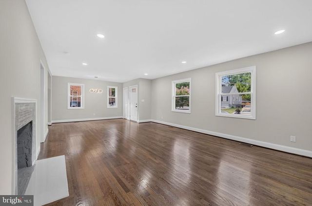 4713 BOOSA ST, Capitol Heights, MD 20743
