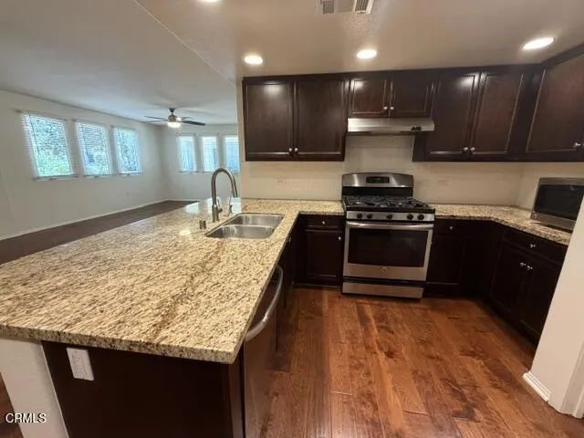 11139 Snapdragon Street 102, Ventura, CA 93004