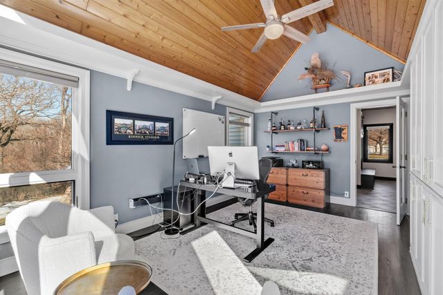 2801 Woods Trail N, Burnsville, MN 55306