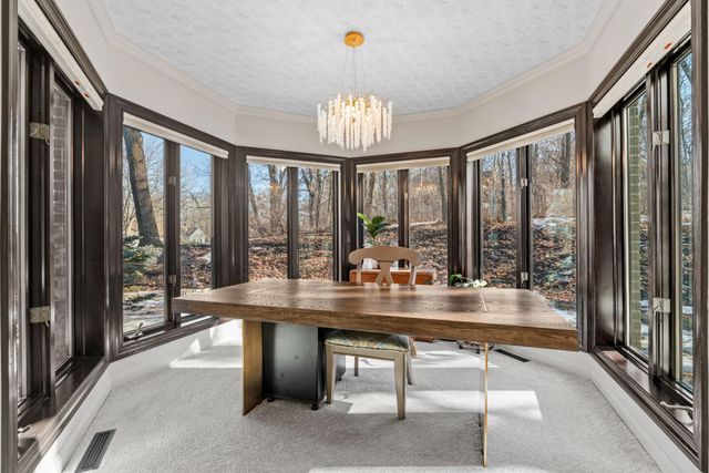 2801 Woods Trail N, Burnsville, MN 55306