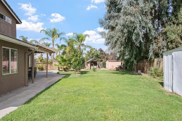 810 River Raft Ct, Modesto, CA 95351